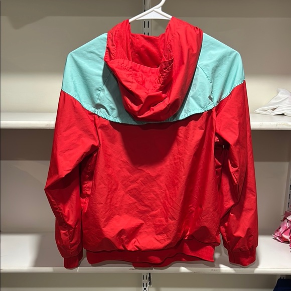 Nike Red and Blue Lightweight Windbreaker Jacket - Picture 3 of 4
